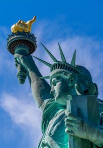 new york city tour bus - statue of liberty